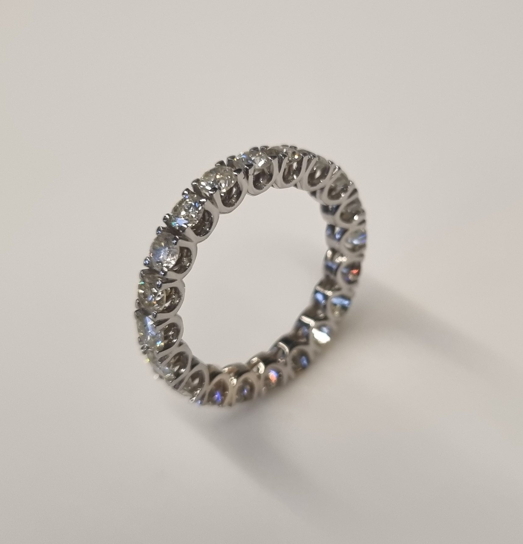 tullip allianz white diamond ring