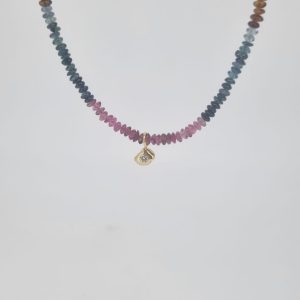 Ketting Pura met Toermalijn en gouden druppel hanger