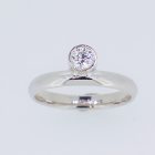 Ring Paris Cherry 18kt witgoud met 0,25 ct diamant